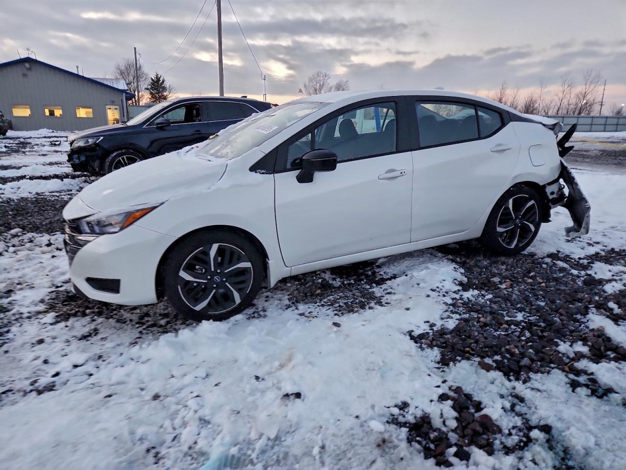 2024 NISSAN VERSA