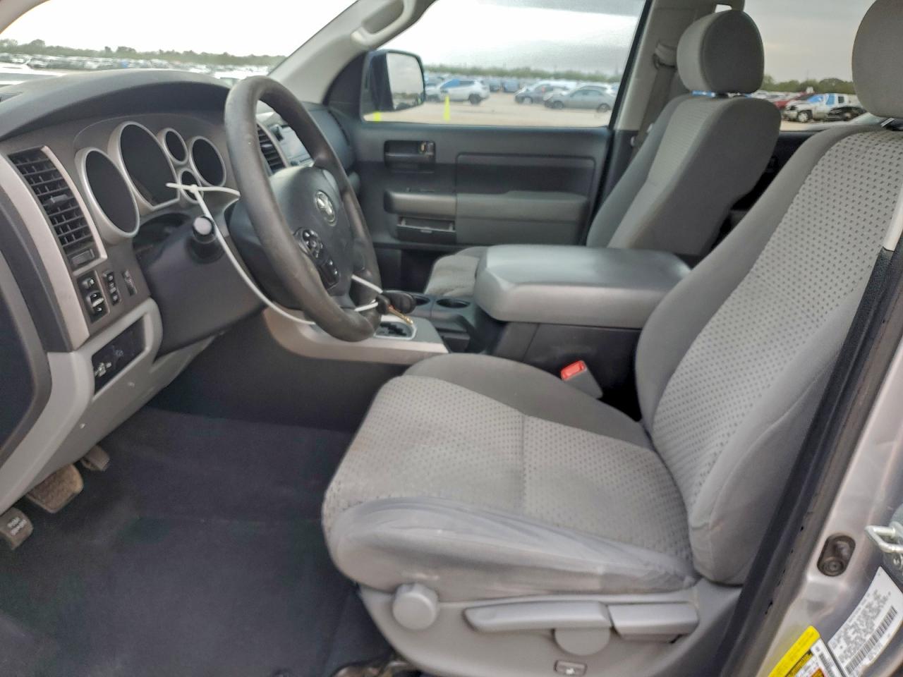 2012 TOYOTA TUNDRA CREWMAX SR5 photo 13