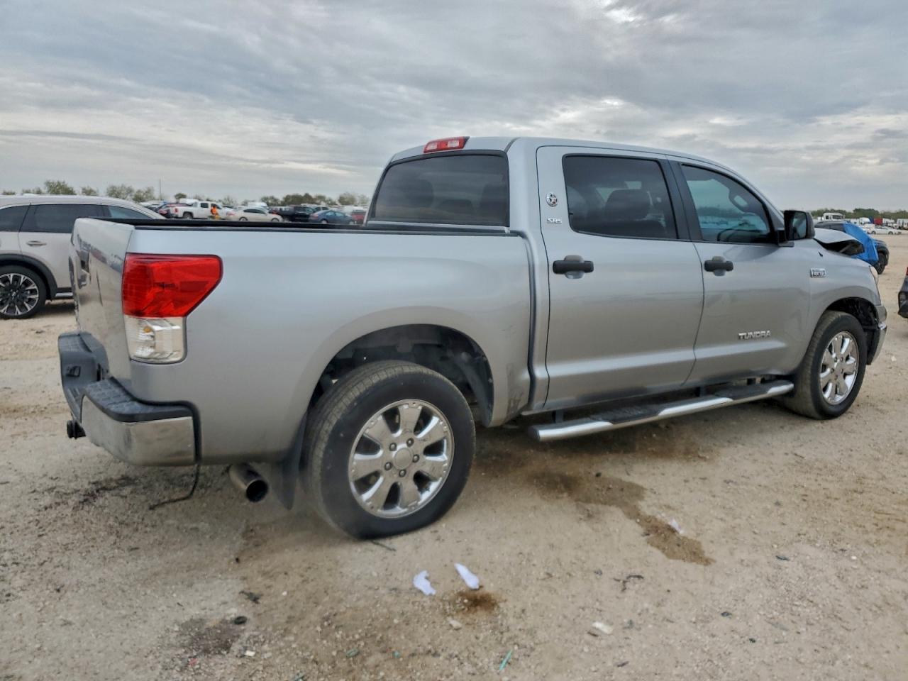 2012 TOYOTA TUNDRA CREWMAX SR5 photo 5