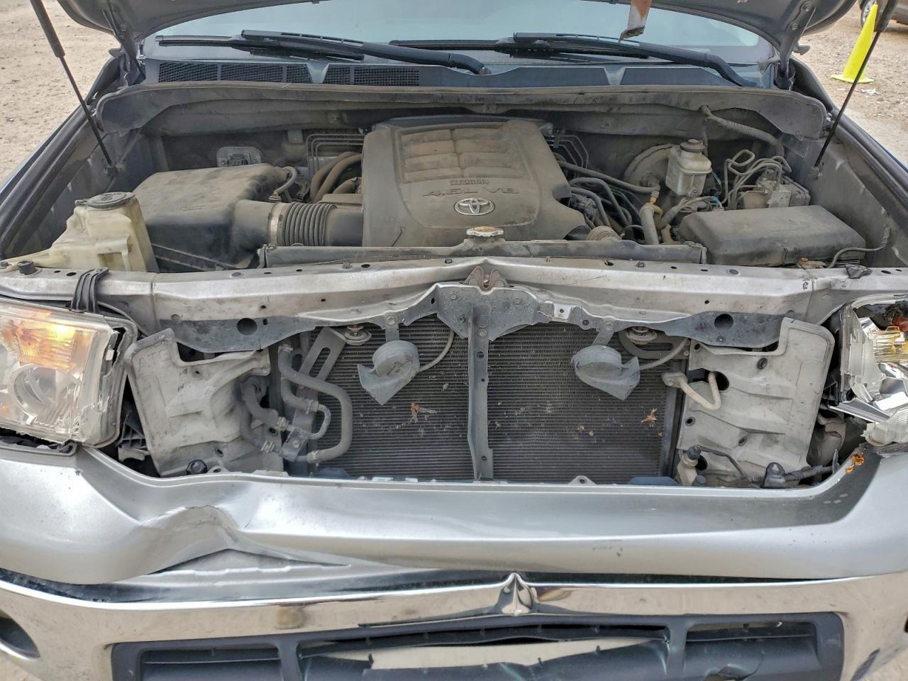 2012 TOYOTA TUNDRA CREWMAX SR5 photo 21