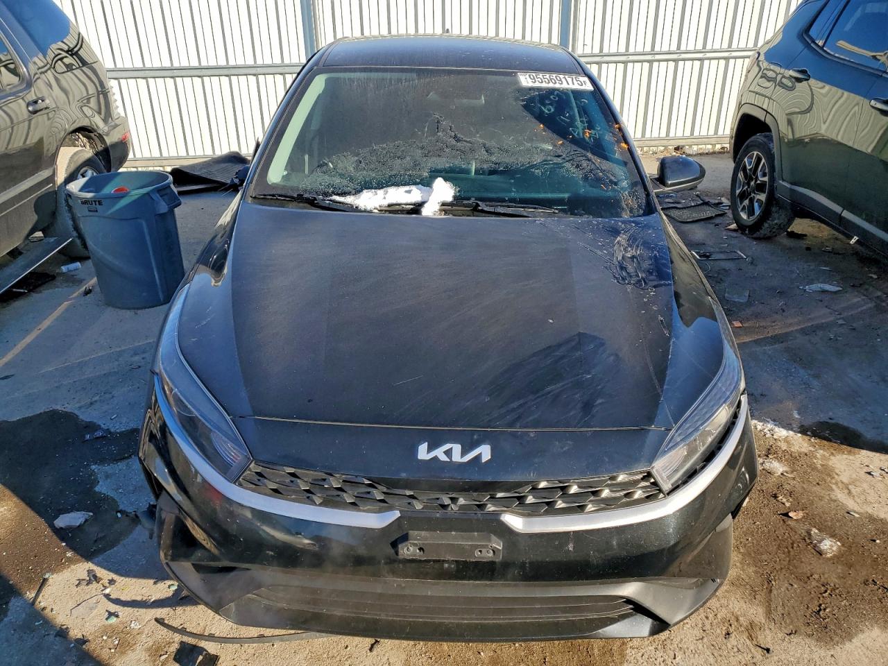 2023 KIA FORTE photo 5