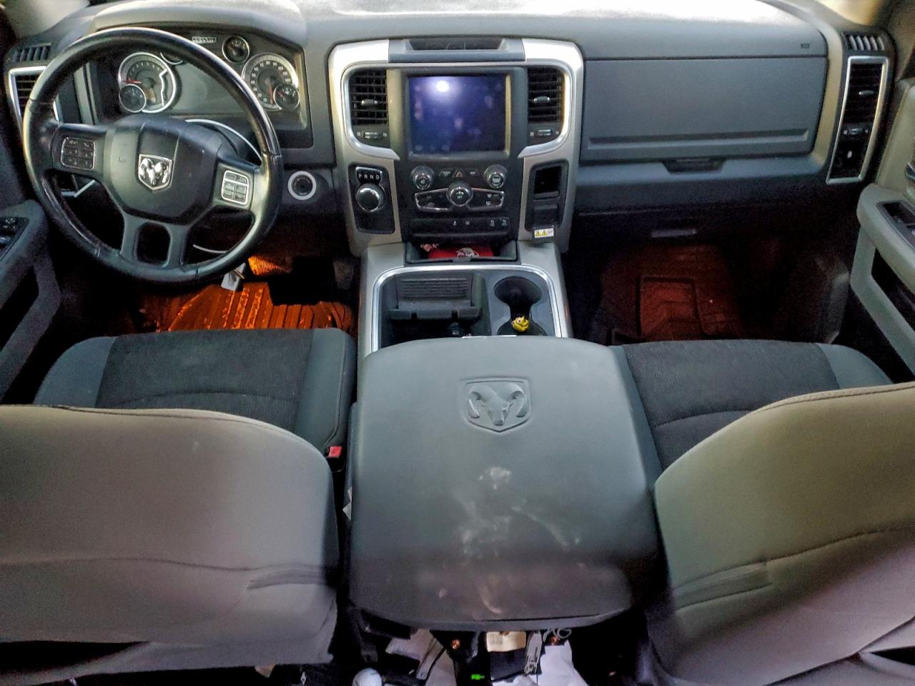 2018 RAM 1500 SLT photo 22