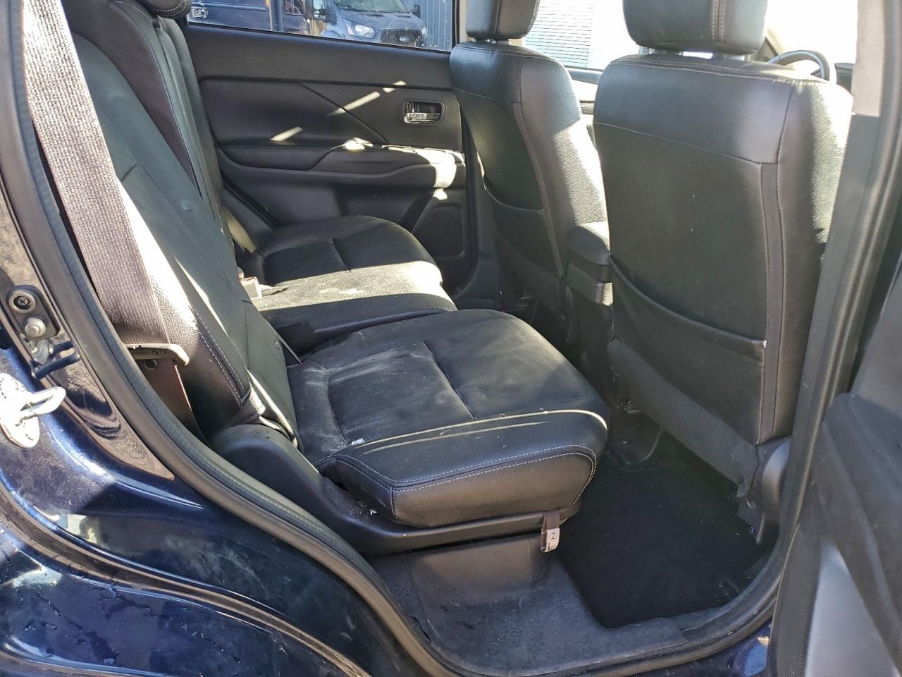 2018 MITSUBISHI OUTLANDER GT photo 21