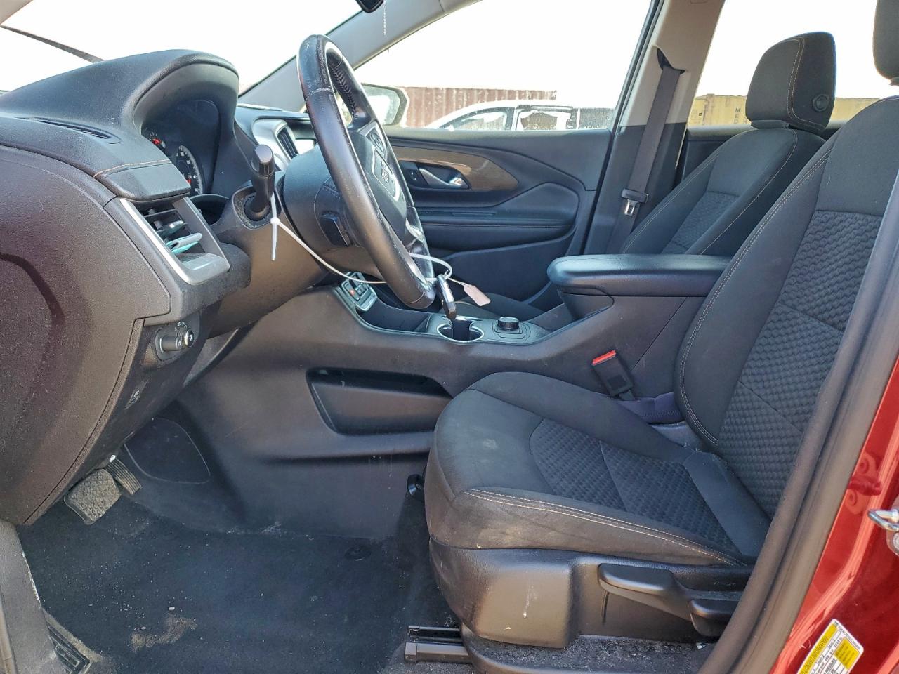 2018 GMC TERRAIN SLE photo 7