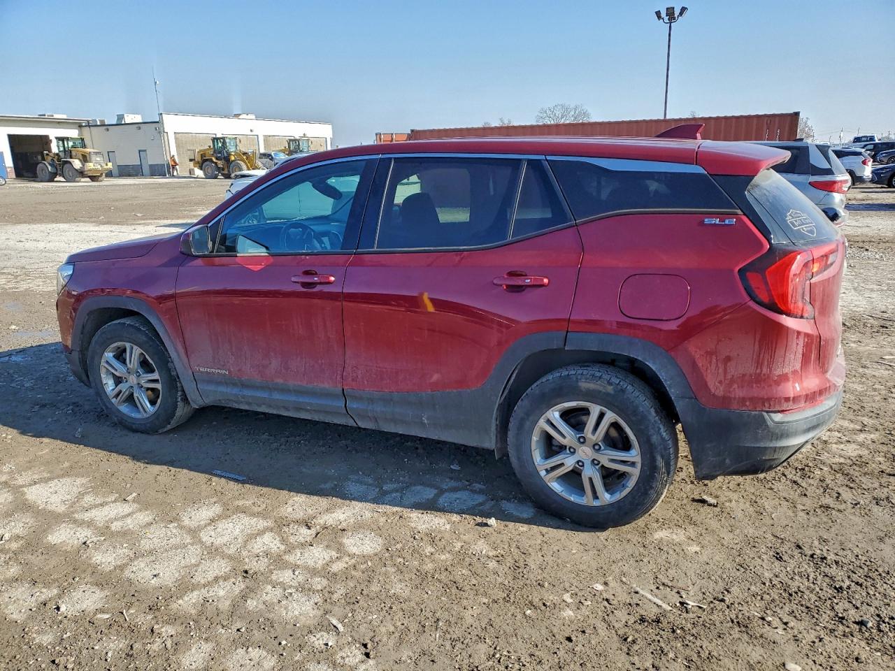 2018 GMC TERRAIN SLE photo 2
