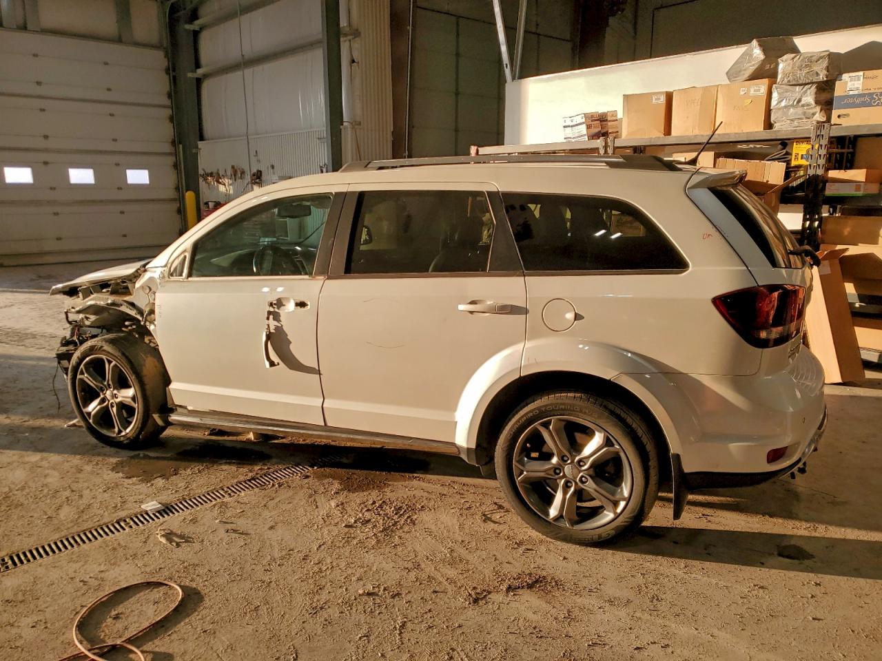 2017 DODGE JOURNEY CROSSROAD photo 2