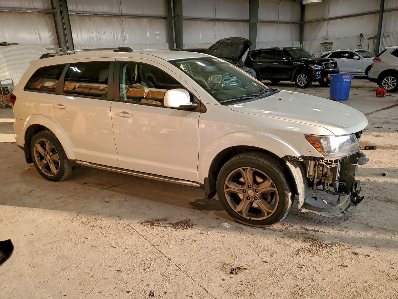 2017 DODGE JOURNEY CROSSROAD photo 4