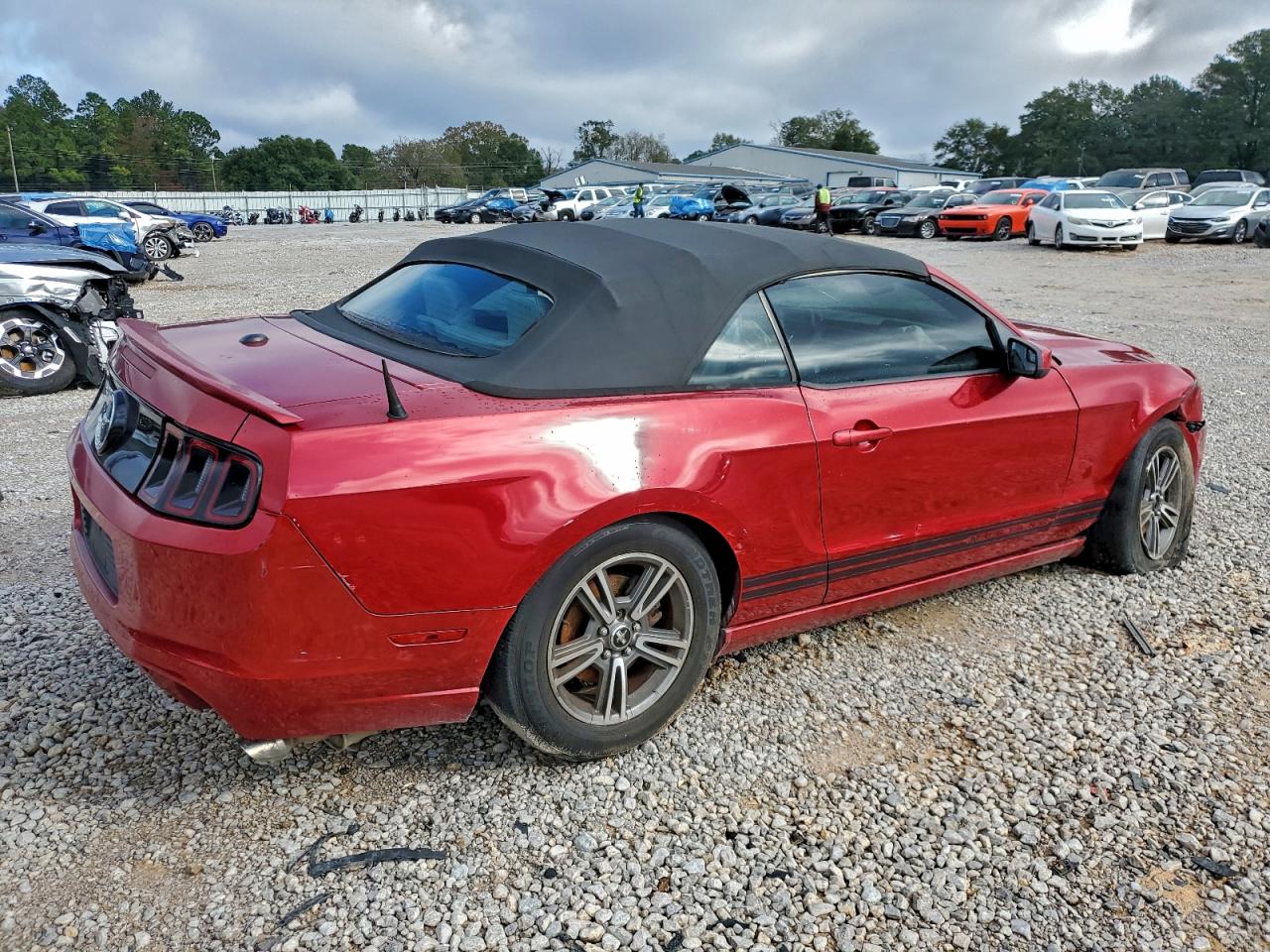 2013 FORD MUSTANG photo 3