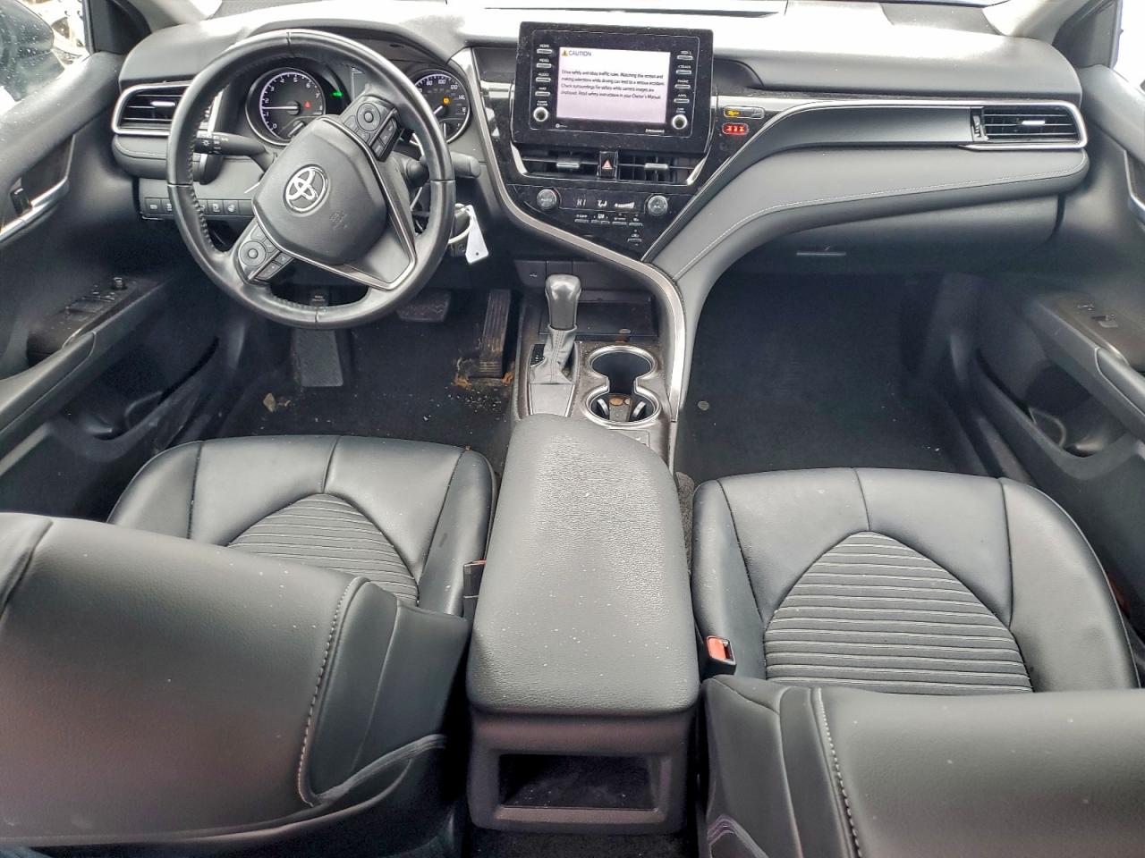 2021 TOYOTA CAMRY SE photo 8