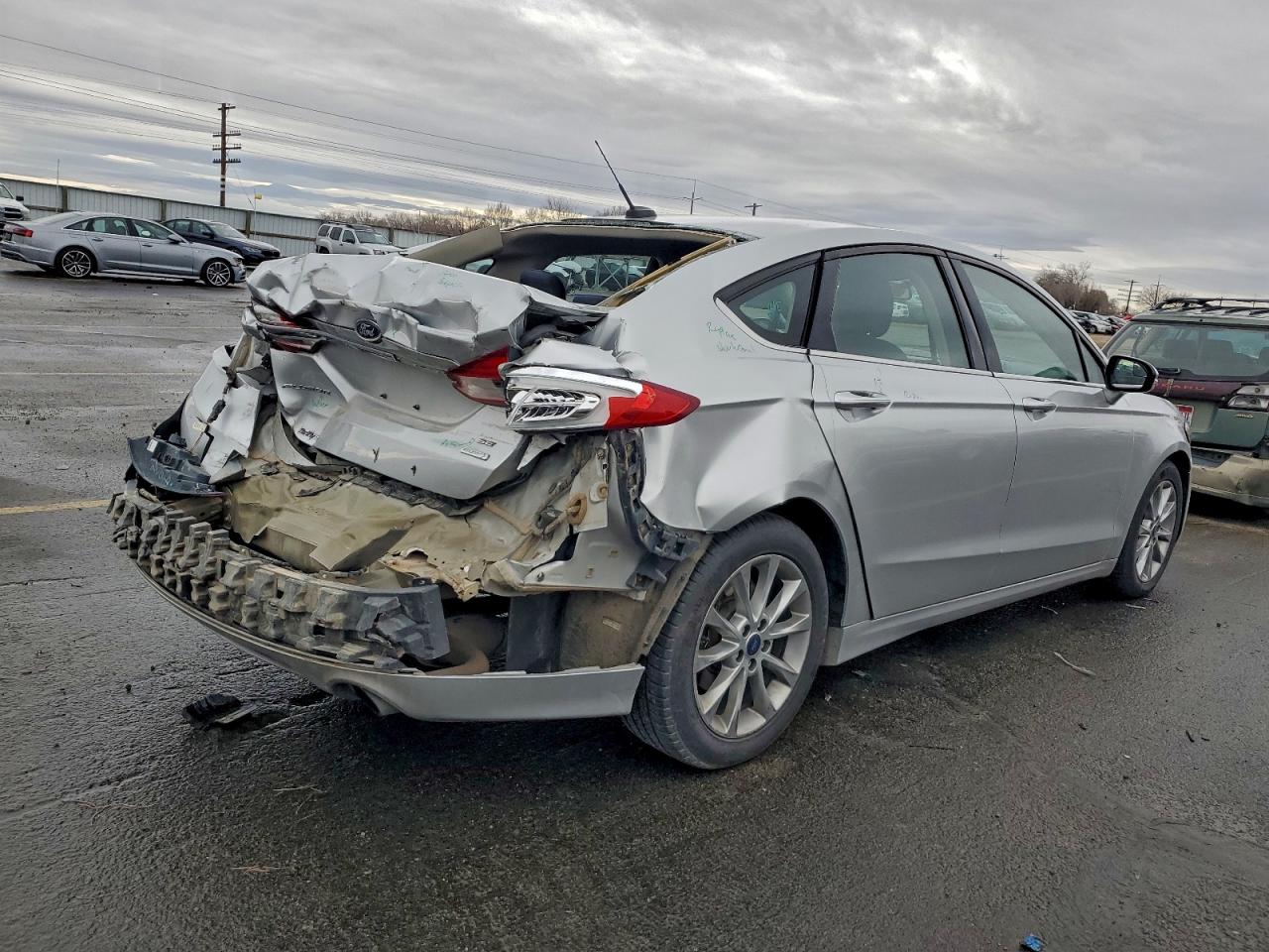2017 FORD FUSION photo 5