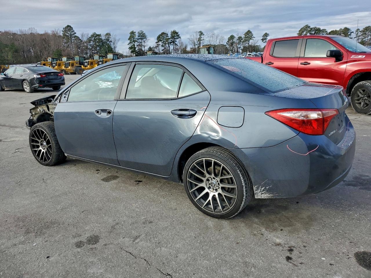 2018 TOYOTA COROLLA L photo 3