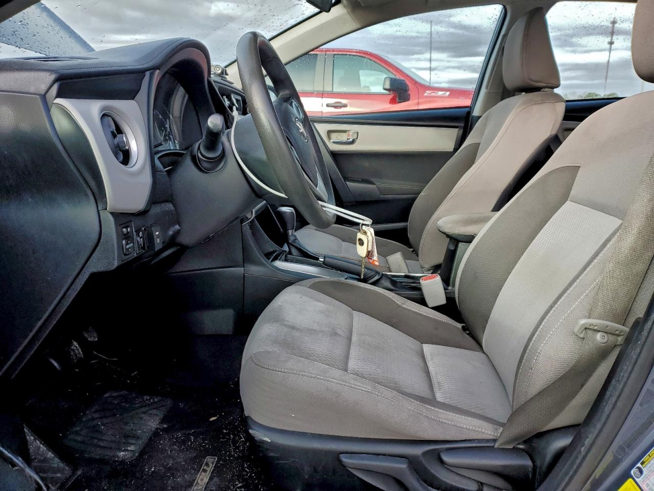 2018 TOYOTA COROLLA L photo 13