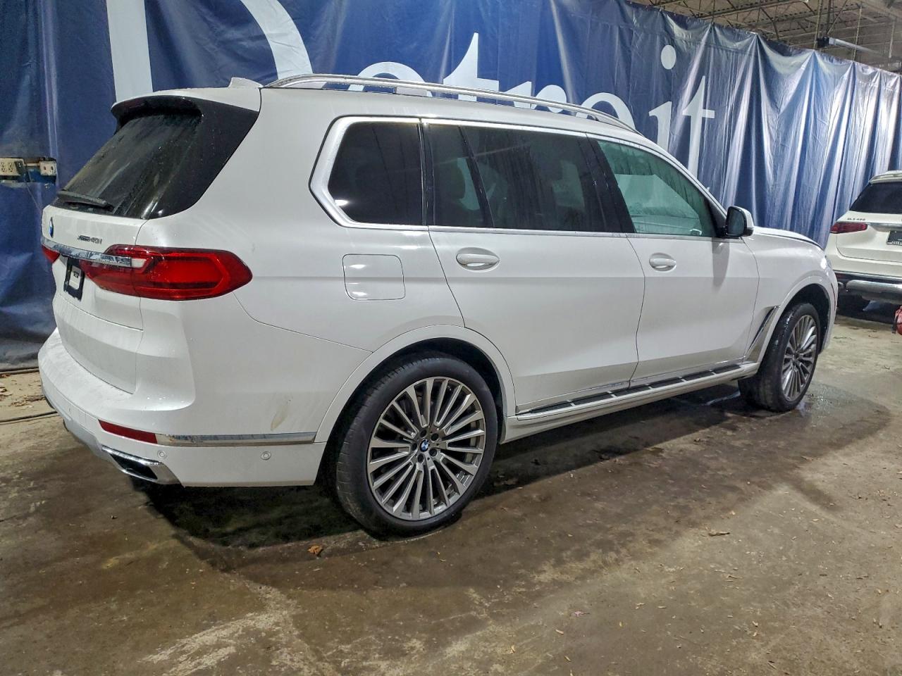 2022 BMW X7 XDRIVE40I photo 5