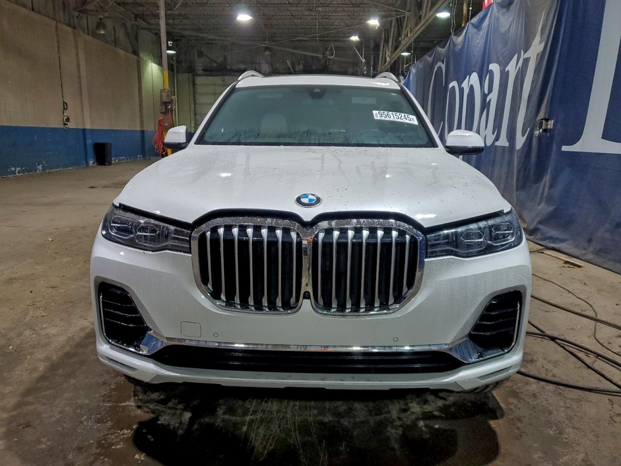 2022 BMW X7 XDRIVE40I photo 9