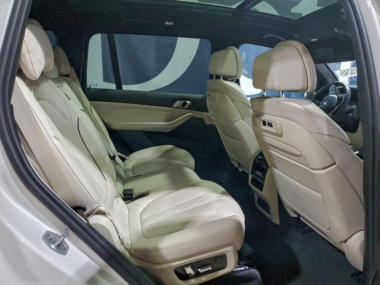 2022 BMW X7 XDRIVE40I photo 21