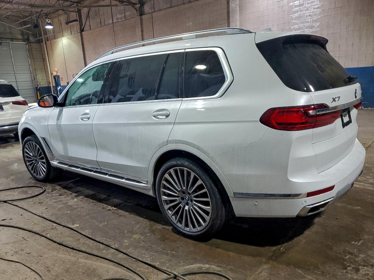 2022 BMW X7 XDRIVE40I photo 3