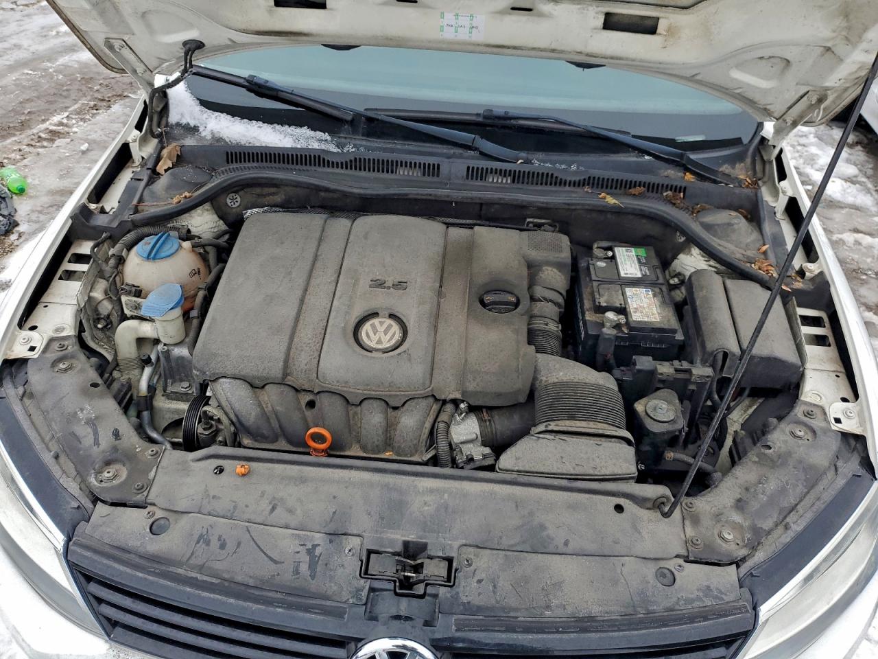 2011 VOLKSWAGEN JETTA SE photo 11