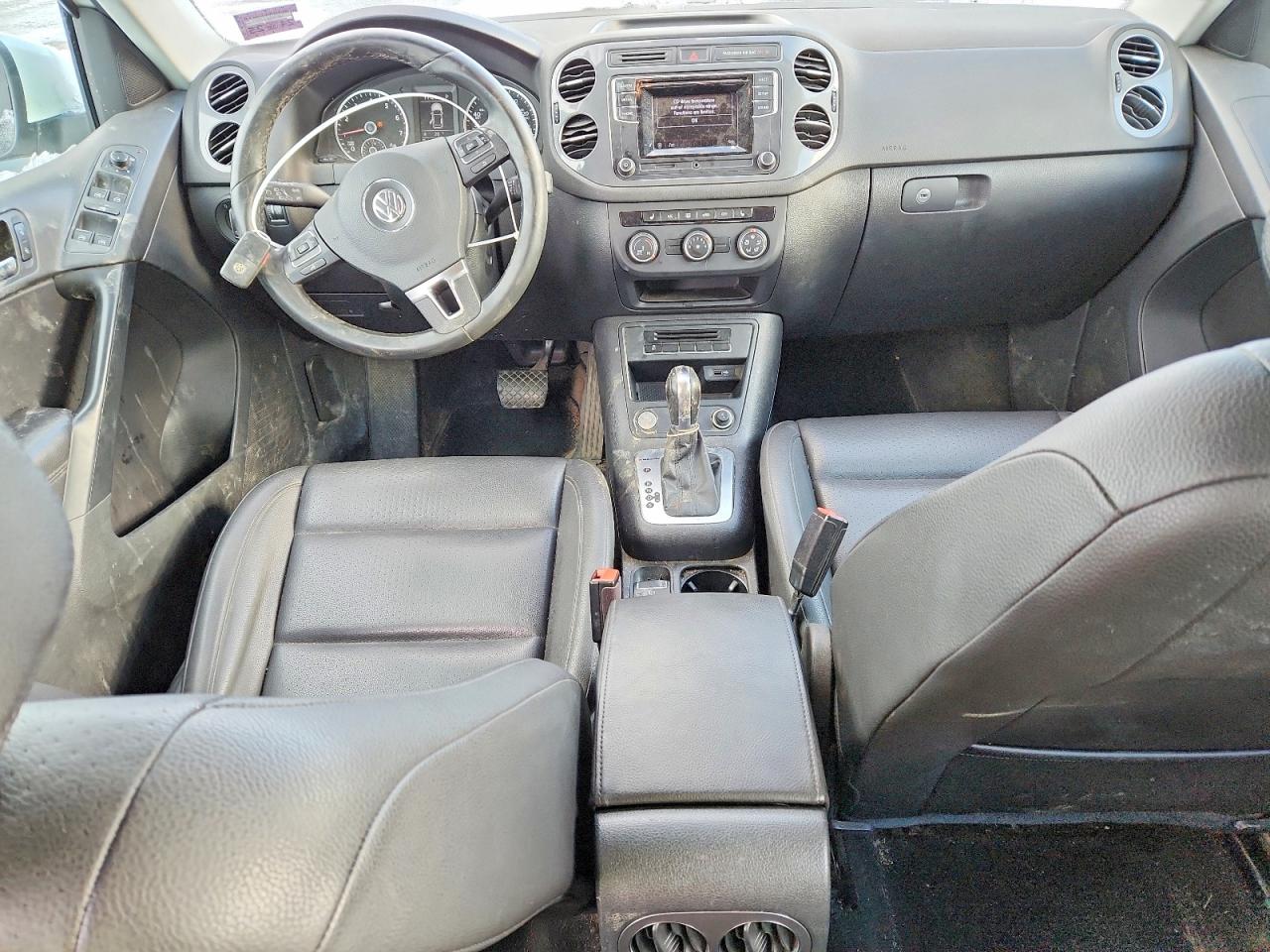 2016 VOLKSWAGEN TIGUAN S photo 8