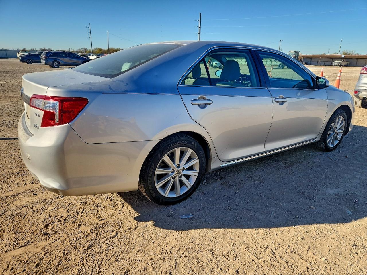 2014 TOYOTA CAMRY HYBRID photo 7