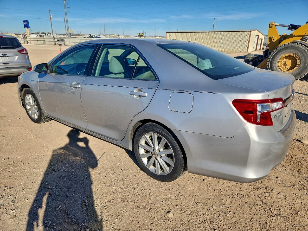 2014 TOYOTA CAMRY HYBRID photo 4