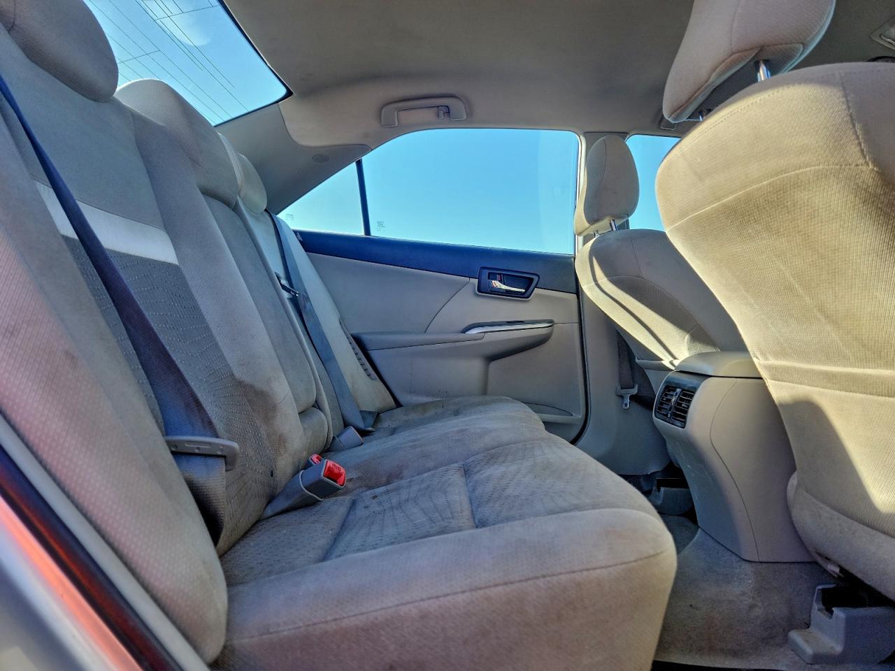 2014 TOYOTA CAMRY HYBRID photo 28