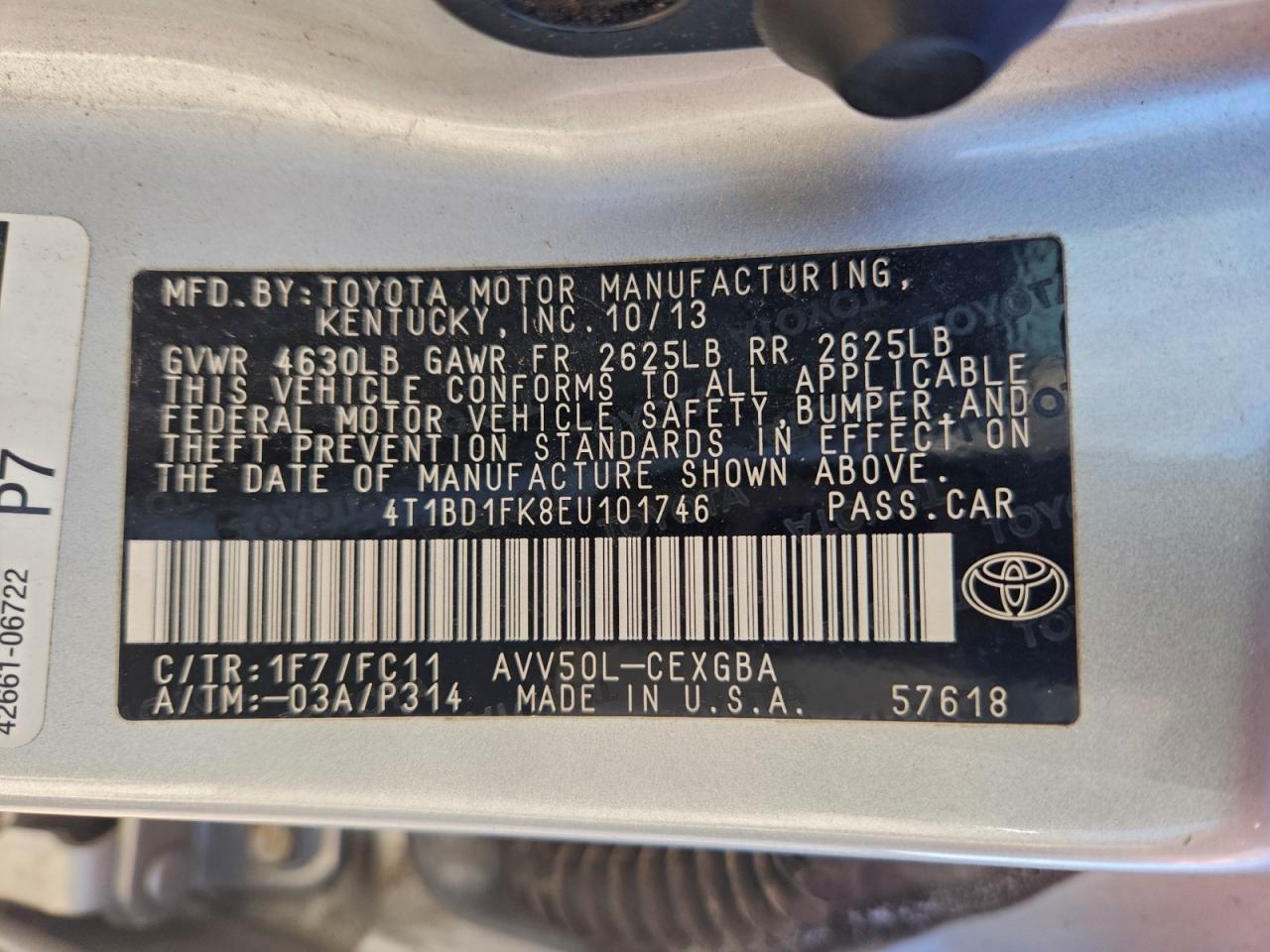 2014 TOYOTA CAMRY HYBRID photo 34