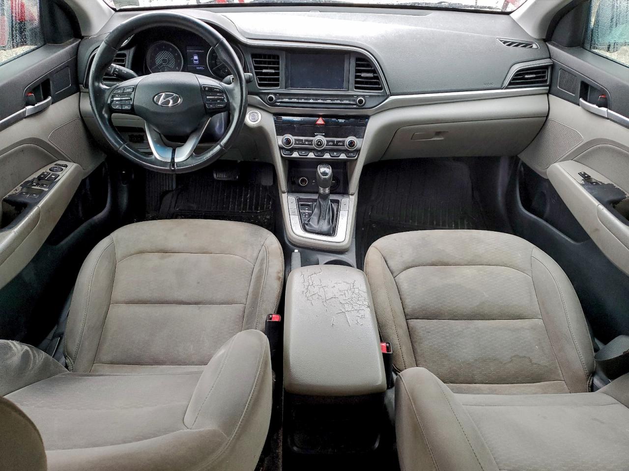 2019 HYUNDAI ELANTRA SEL photo 15