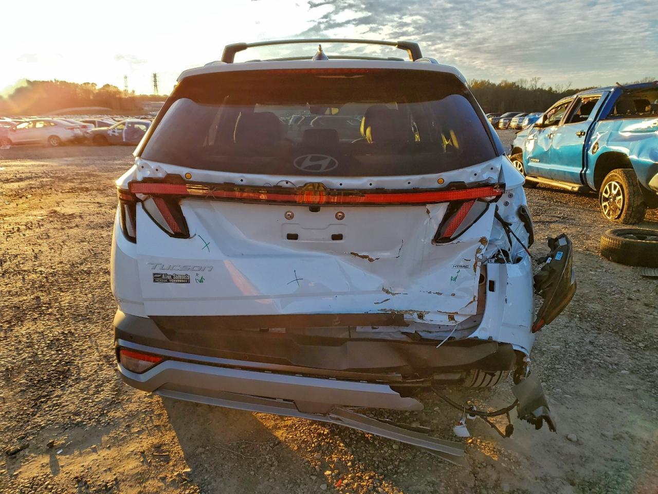 2026 HYUNDAI TUCSON LIMITED photo 6