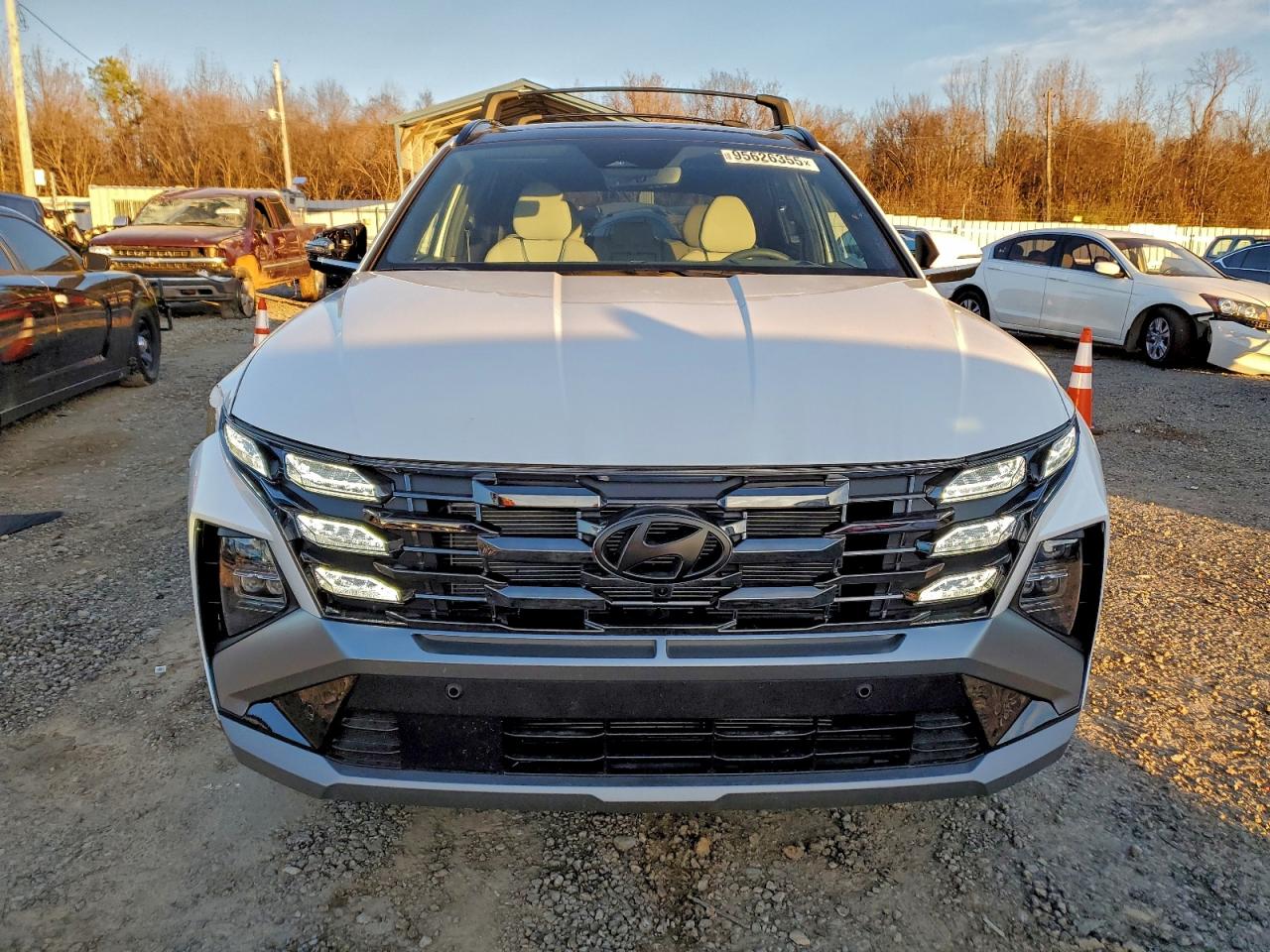 2026 HYUNDAI TUCSON LIMITED photo 5