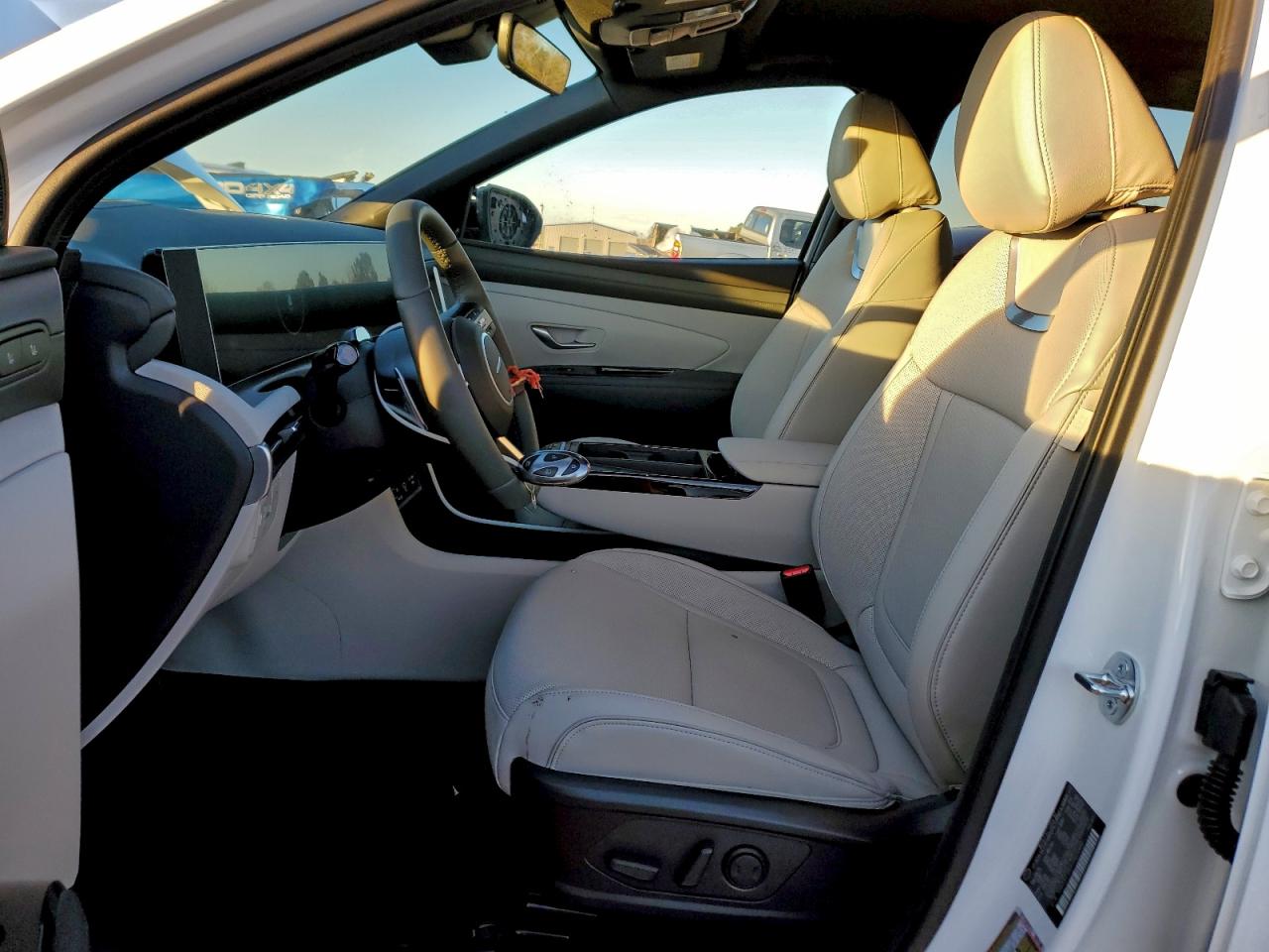 2026 HYUNDAI TUCSON LIMITED photo 7