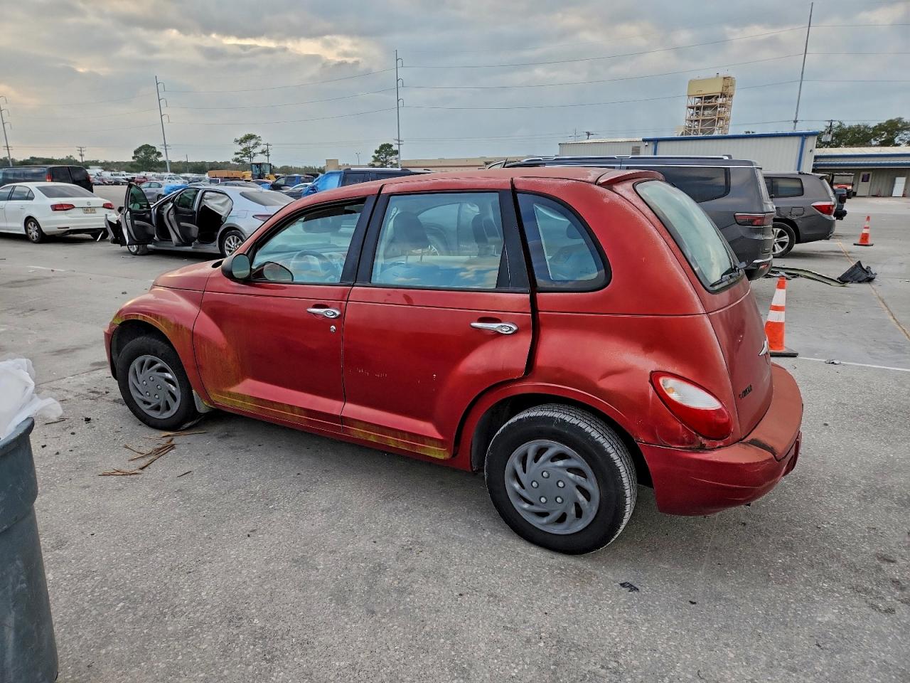 2008 CHRYSLER PT CRUISER photo 2