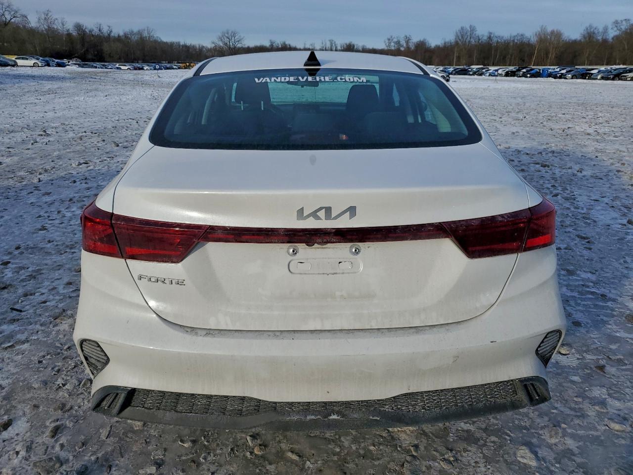 2024 KIA FORTE LX photo 11