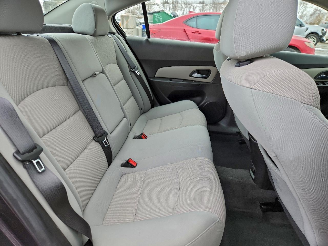 2016 CHEVROLET CRUZE LIMITED LT photo 19