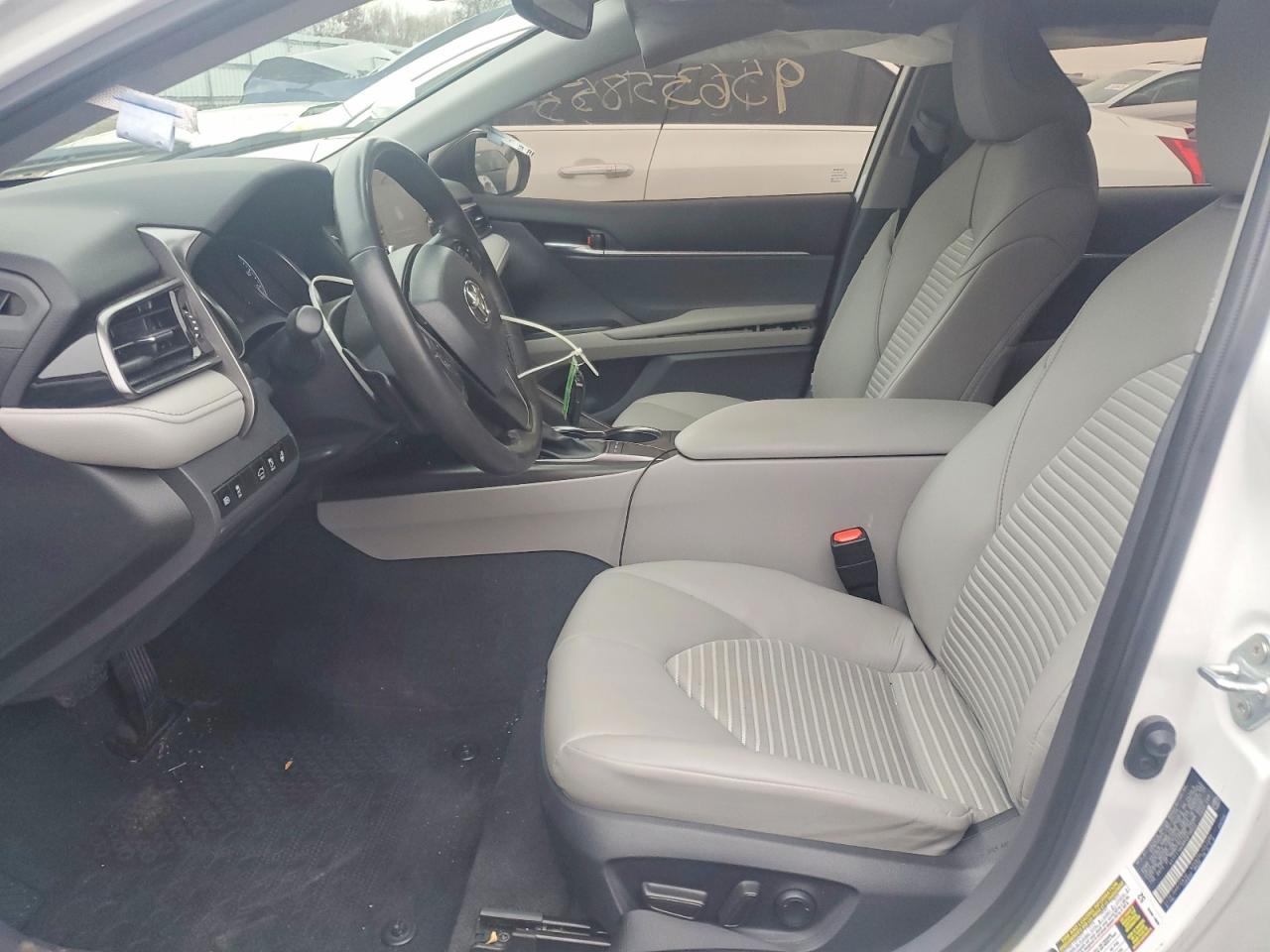 2024 TOYOTA CAMRY photo 13