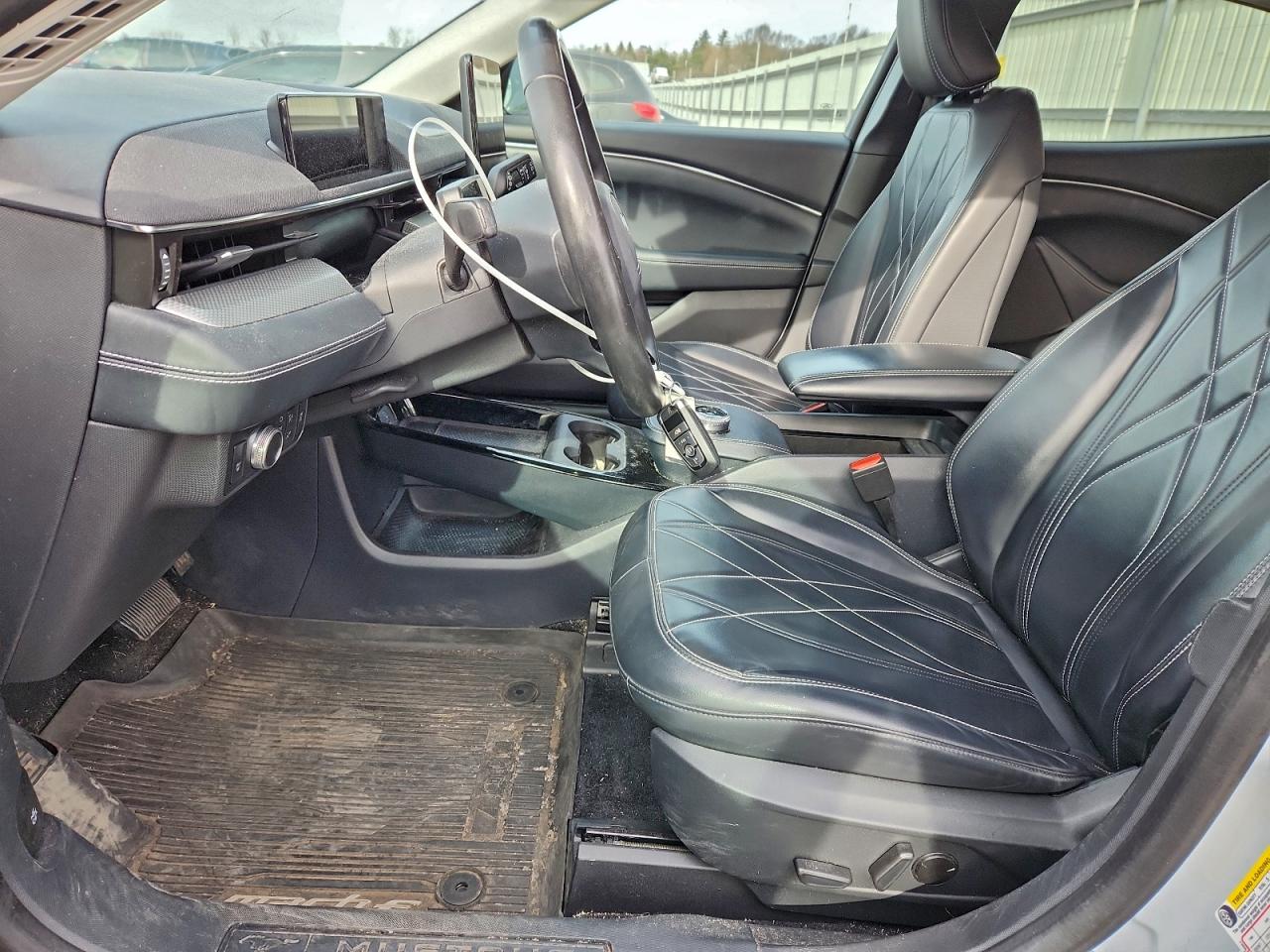 2021 FORD MUSTANG MACH-E SELECT photo 13