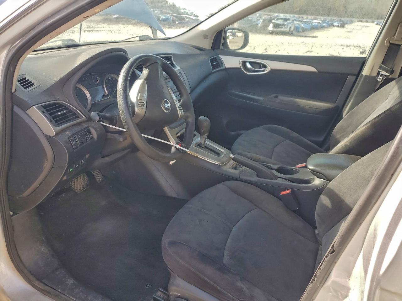 2013 NISSAN SENTRA S photo 7