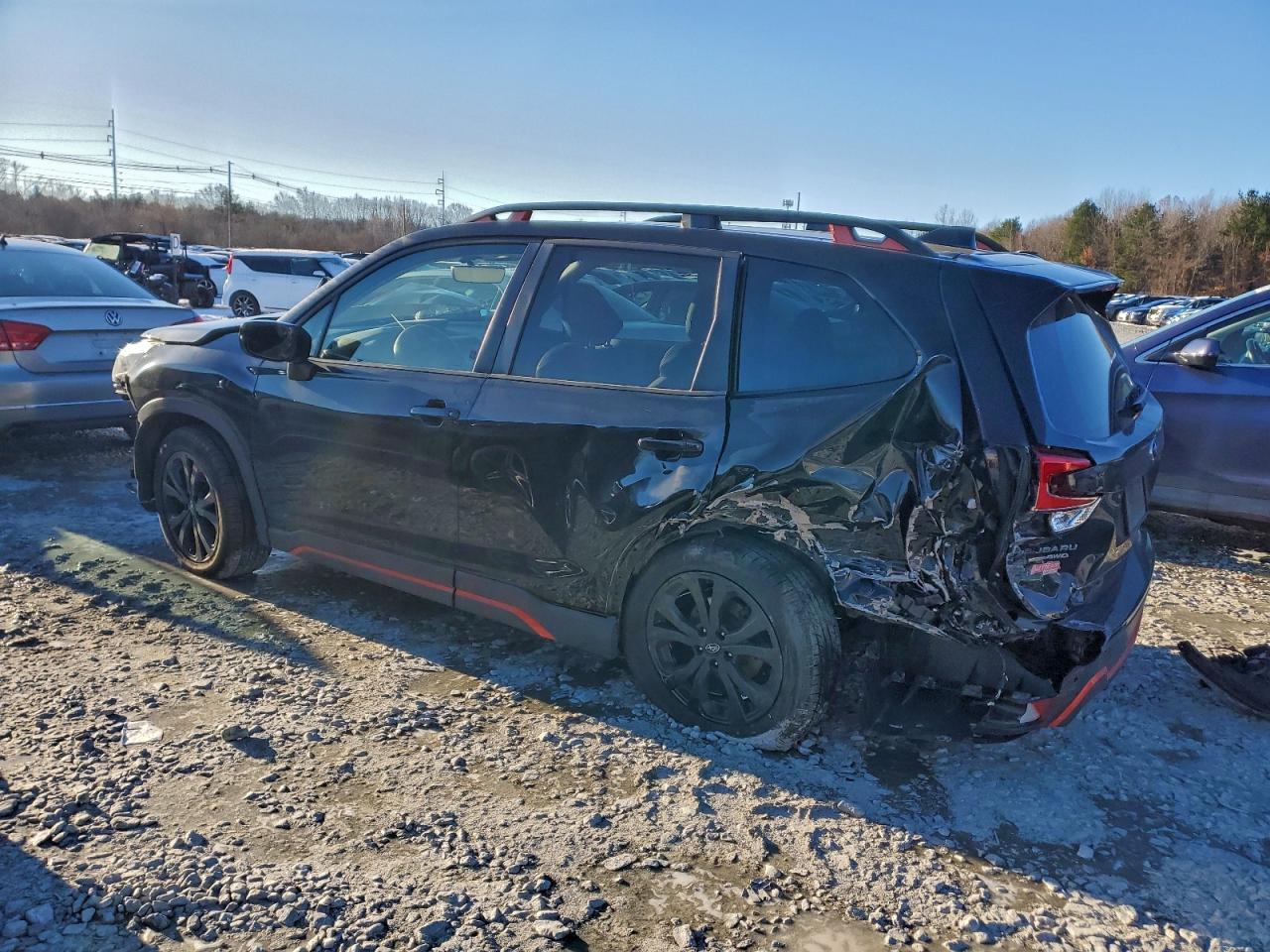 2024 SUBARU FORESTER SPORT photo 2