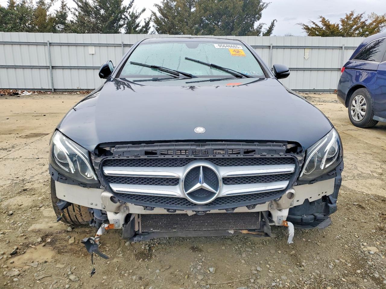 2017 MERCEDES-BENZ E 300 4MATIC photo 9