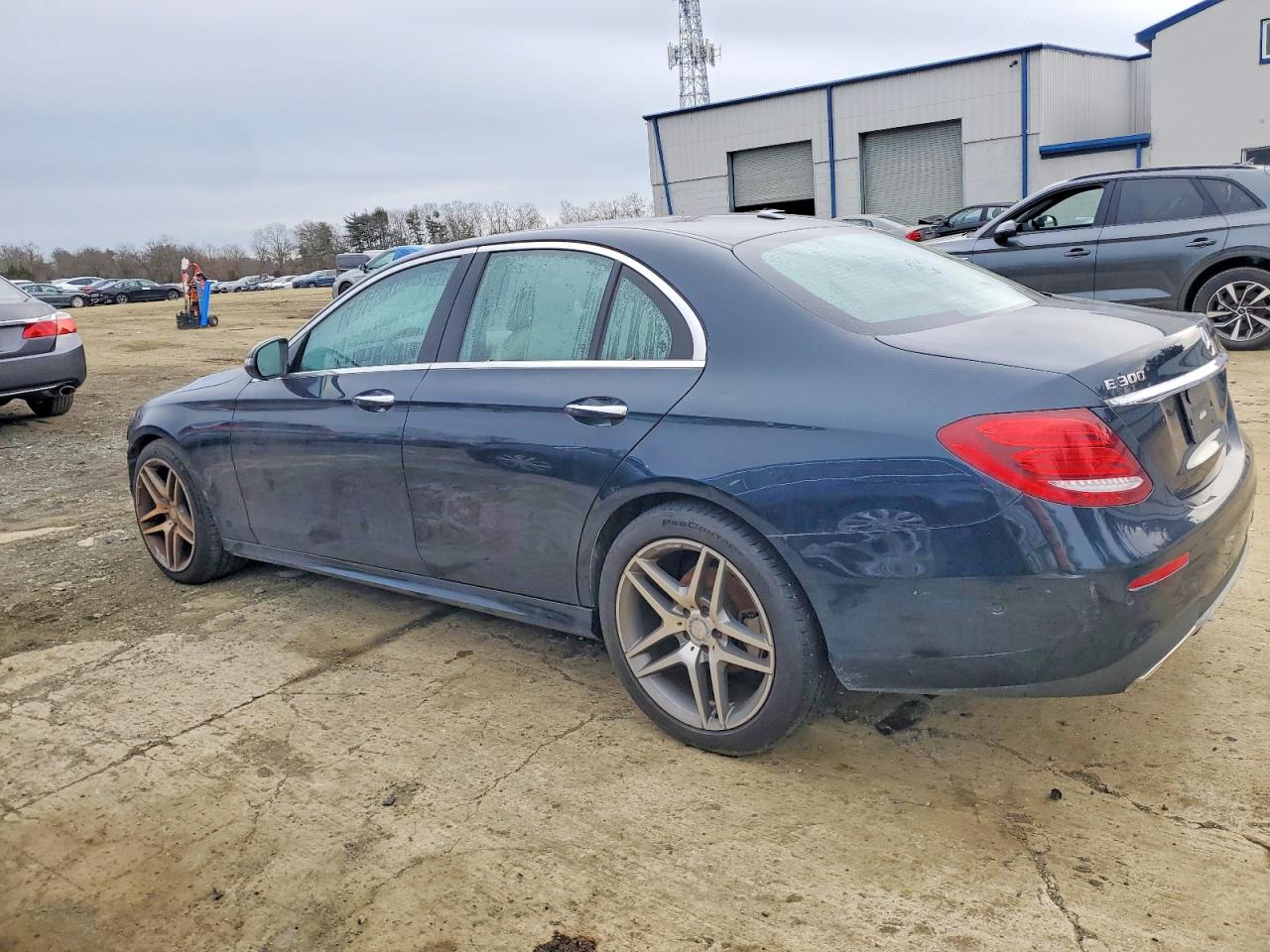 2017 MERCEDES-BENZ E 300 4MATIC photo 3
