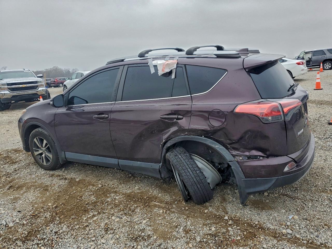 2018 TOYOTA RAV4 ADVENTURE photo 3