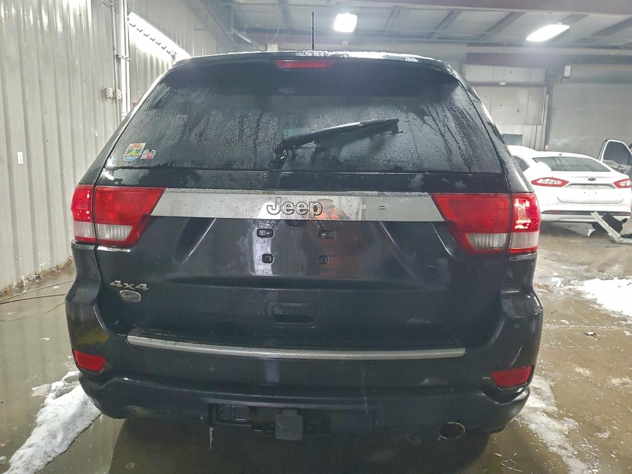 2012 JEEP GRAND CHEROKEE OVERLAND photo 6