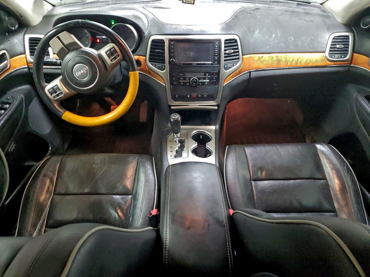 2012 JEEP GRAND CHEROKEE OVERLAND photo 8