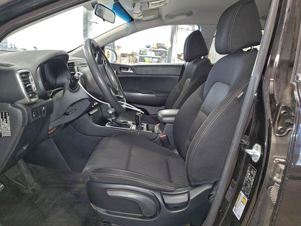 2017 KIA SPORTAGE LX photo 13