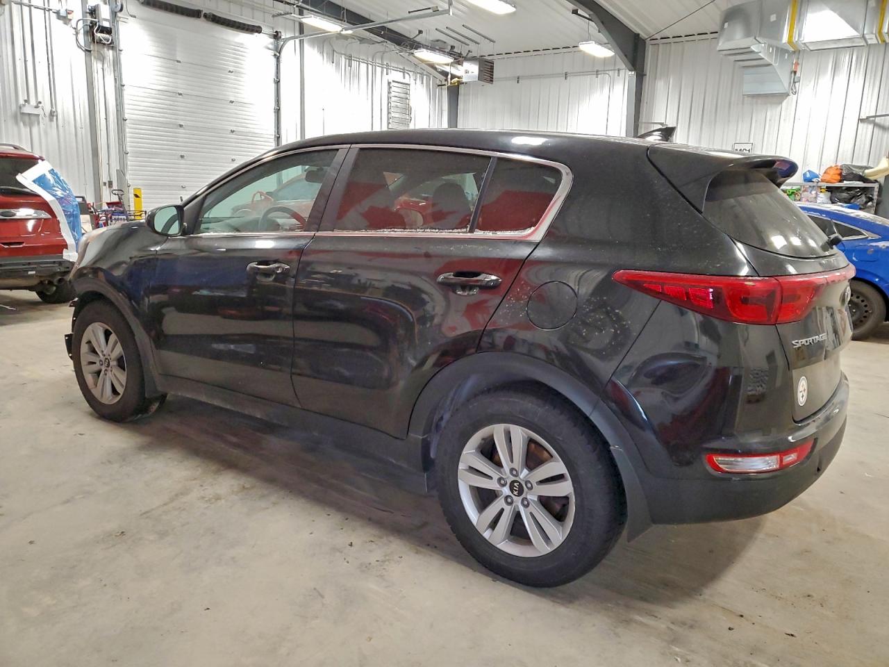 2017 KIA SPORTAGE LX photo 3