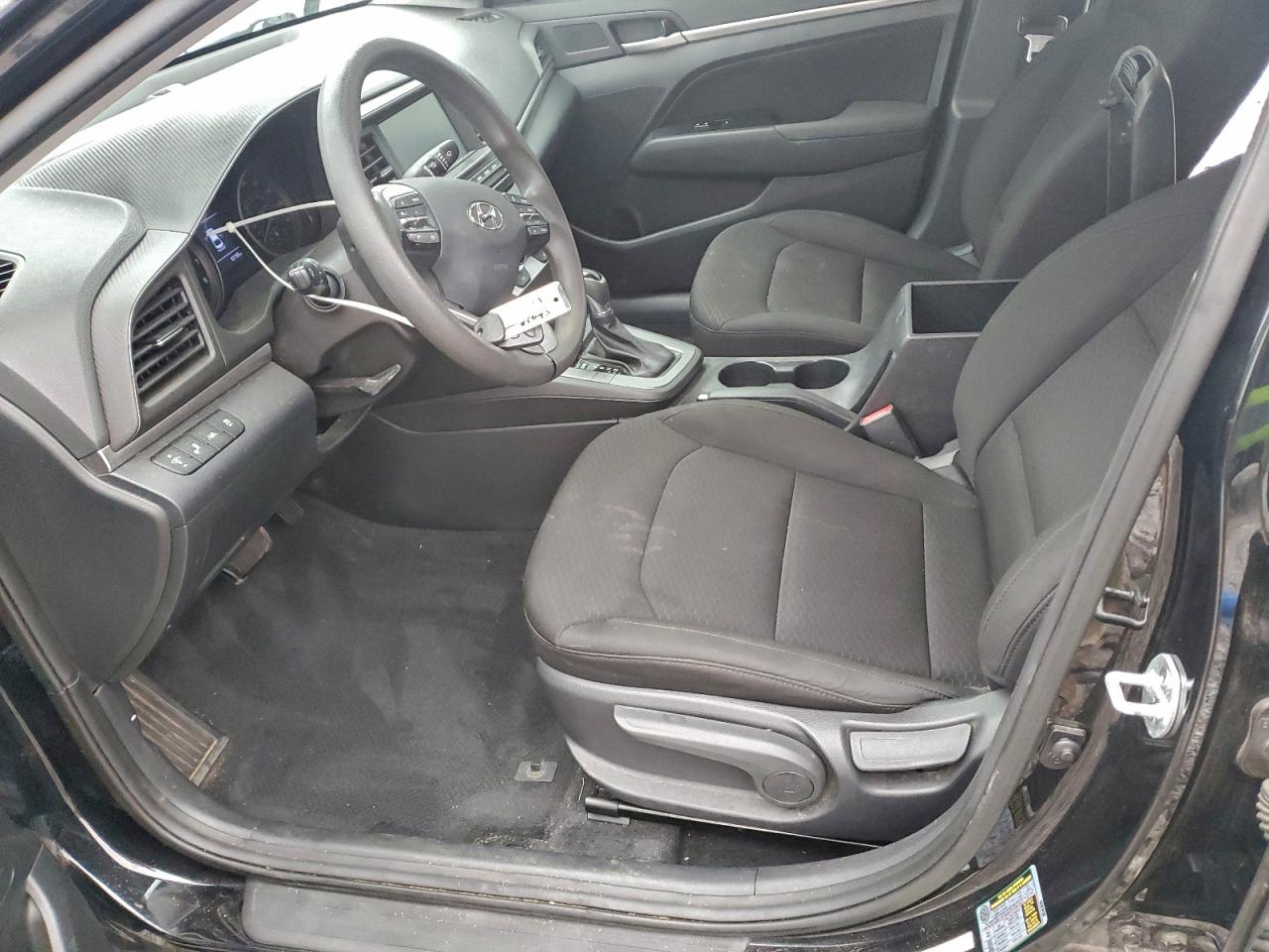 2019 HYUNDAI ELANTRA SEL photo 13