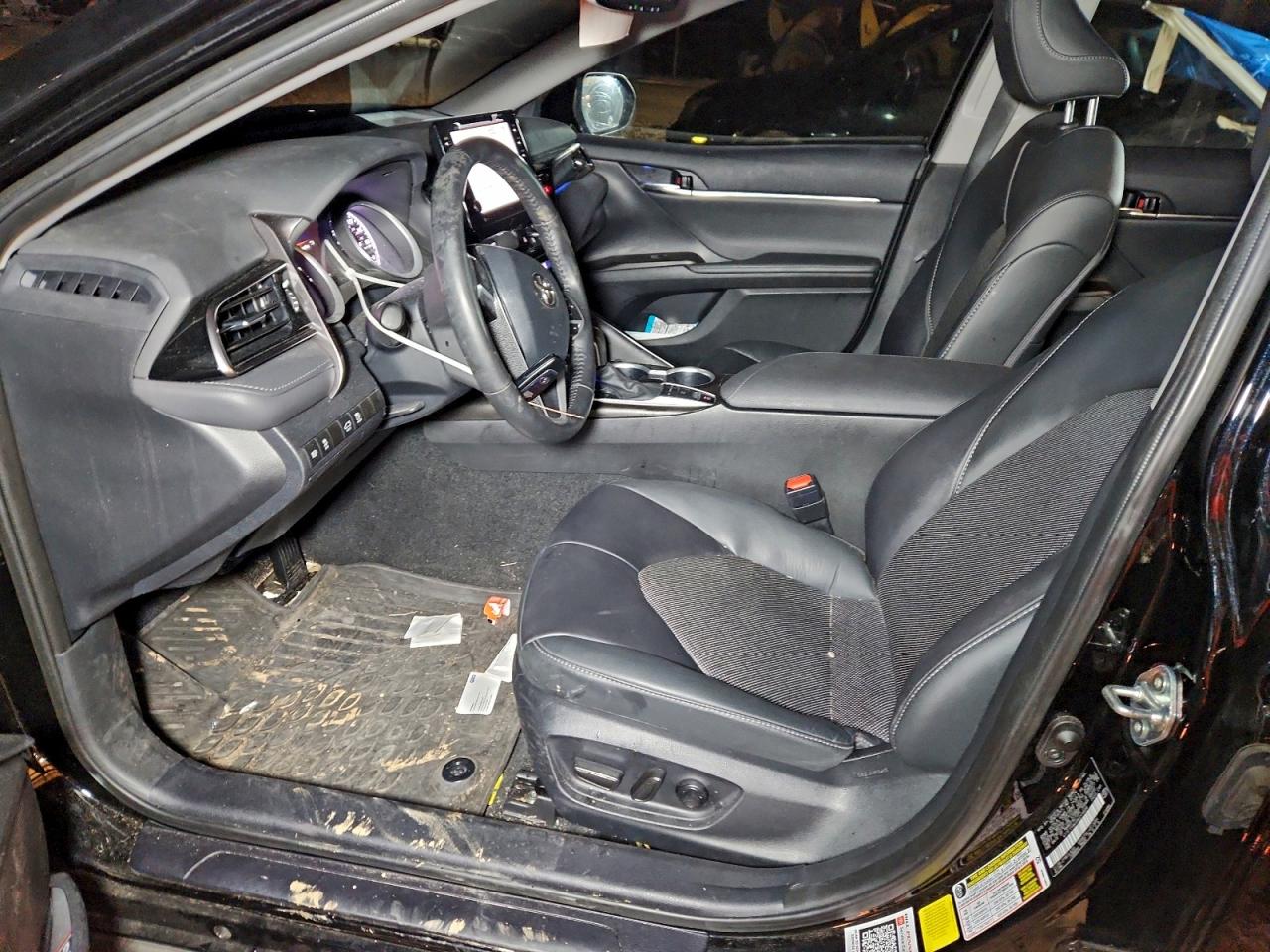 2024 TOYOTA CAMRY XLE photo 7