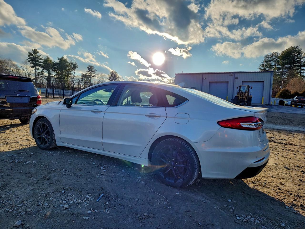 2019 FORD FUSION SE photo 3