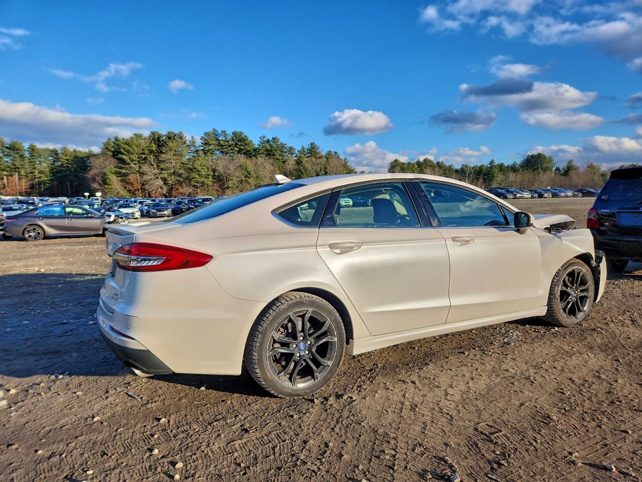 2019 FORD FUSION SE photo 5