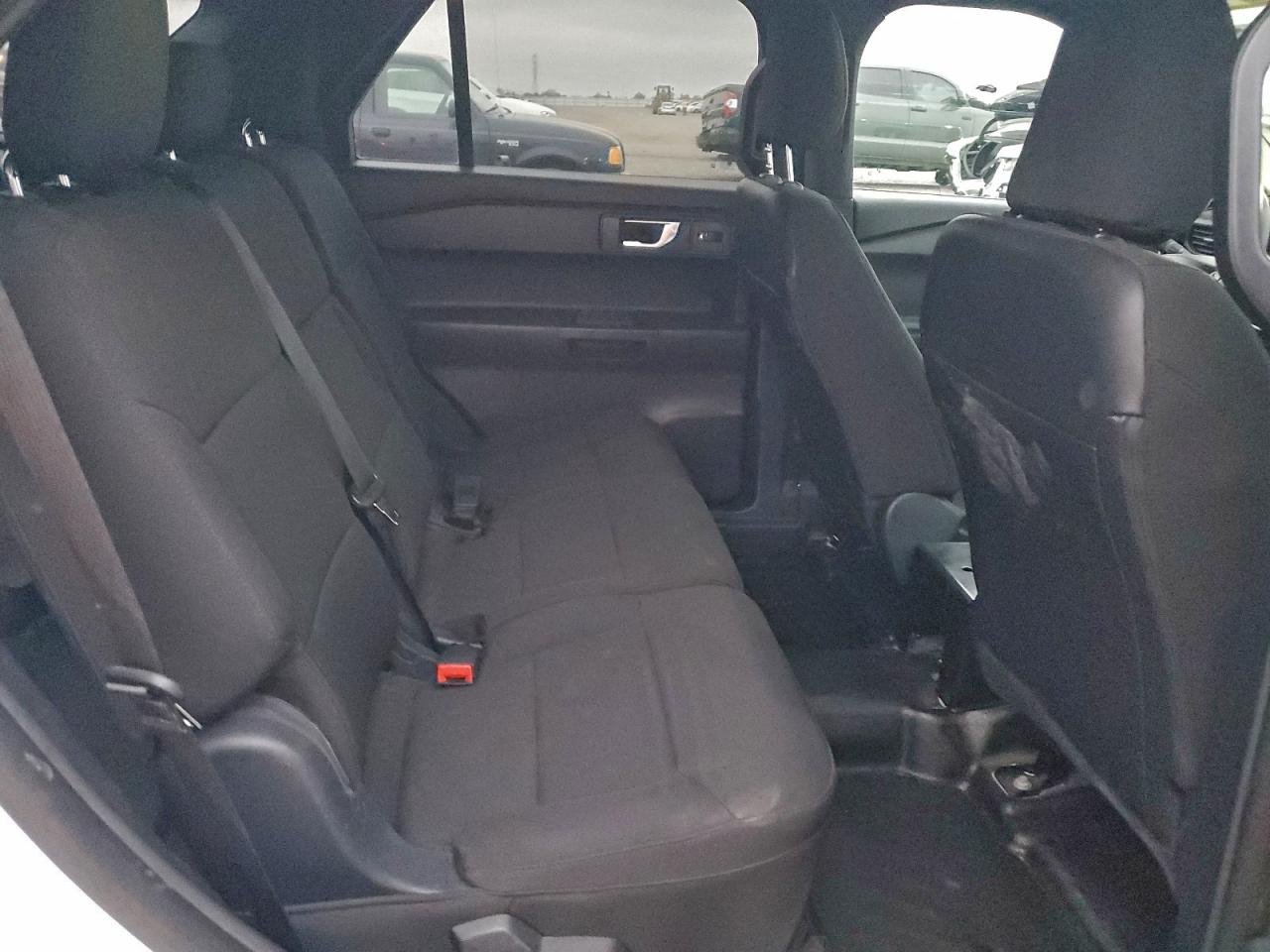 2025 FORD EXPLORER photo 28