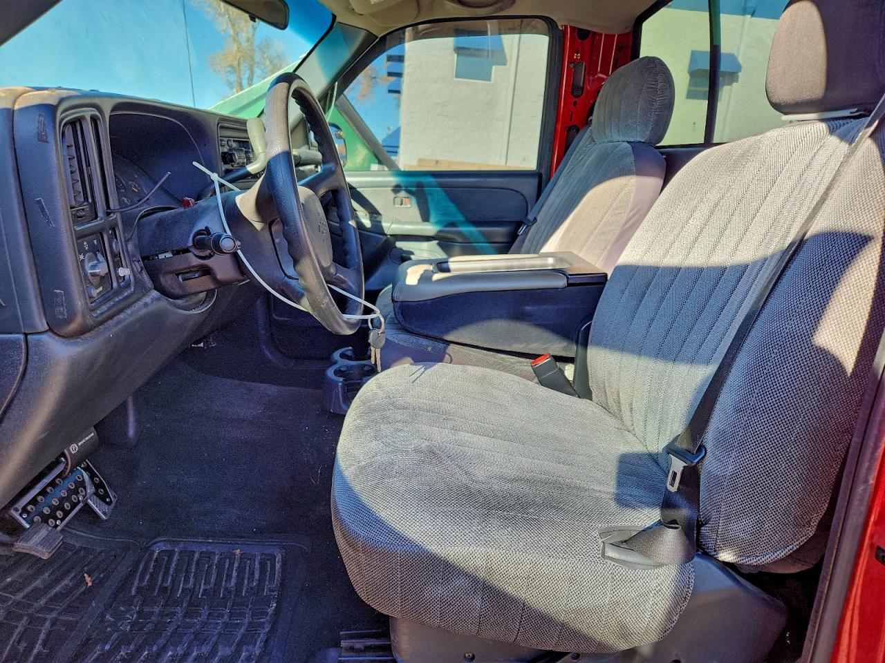 2002 CHEVROLET SILVERADO C1500 photo 13